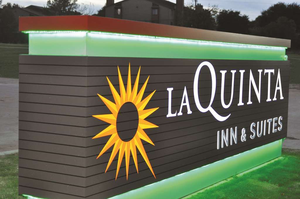 La Quinta By Wyndham Dallas Grand Prairie North Exterior photo